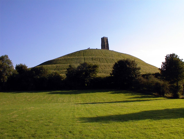 Glastonbury_Tor_-_geograph.org.uk_-_772 Photo colline Glastonbury Tor